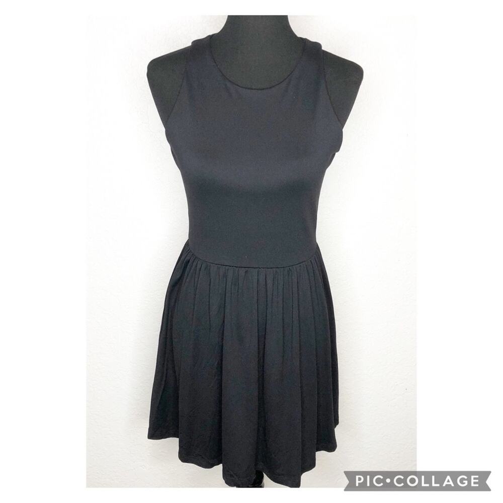 Susana Monaco black sleeveless knit dress size Medium